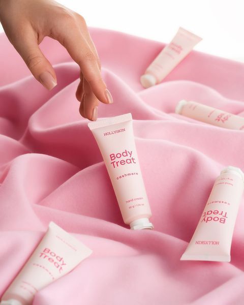 Живильний крем для рук HOLLYSKIN Body Treat Cashmere 0444h фото
